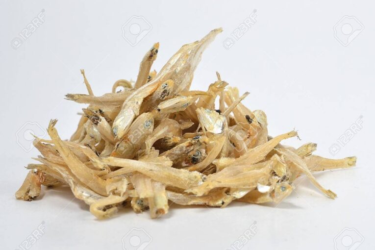 46607428-dried-anchovies-isolated-on-a-white-background